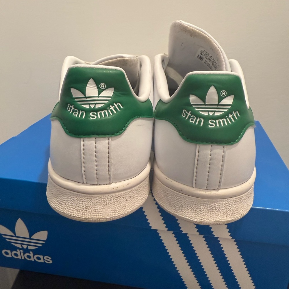 Adidas | Stan Smith | White and Green Sneakers | Size 8 - Picture 5 of 8